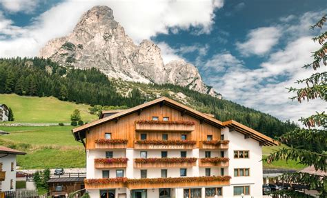 Hotel Pradat in Corvara Alta Badia .